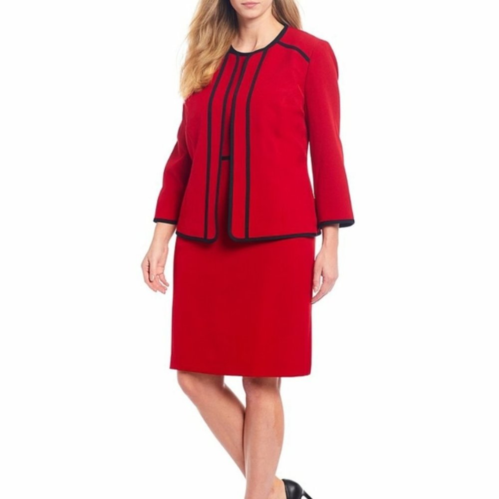 NWT Kasper Women's Size 12P Fire Red/Black Jacket
